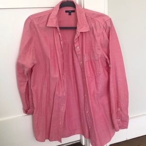 Gap EUC size medium pink button down